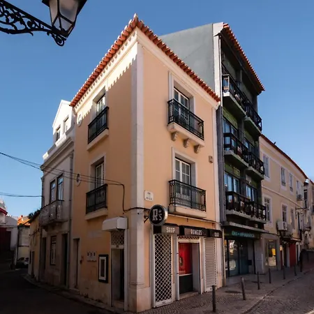 Newstar Duplex Apartment Setubal